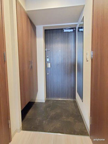 ミラージュパレス難波幸町　仲介手数料無料の玄関