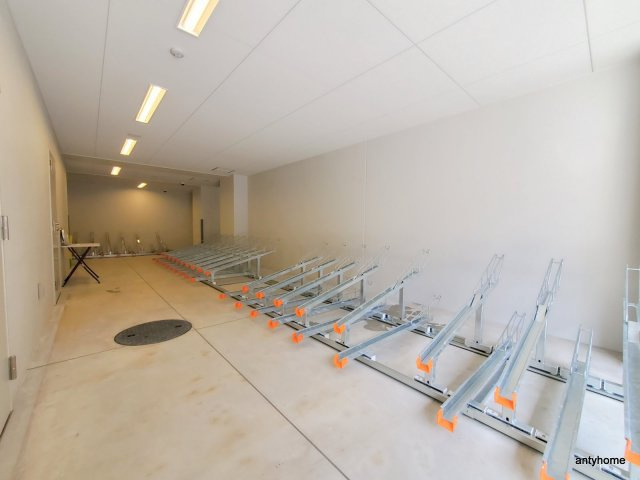 ミラージュパレス難波幸町　仲介手数料無料の駐車場