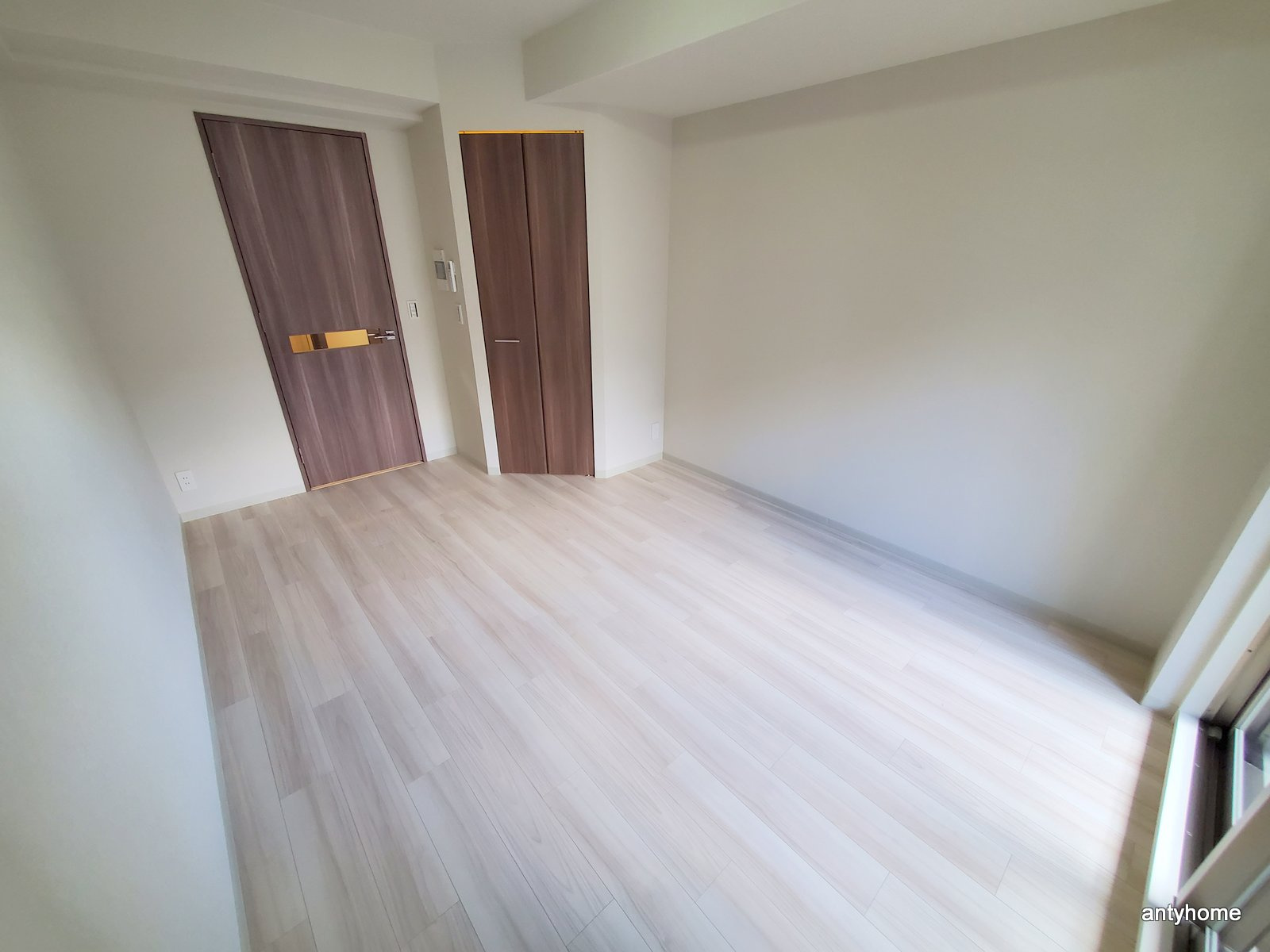 ミラージュパレス難波幸町　仲介手数料無料の寝室