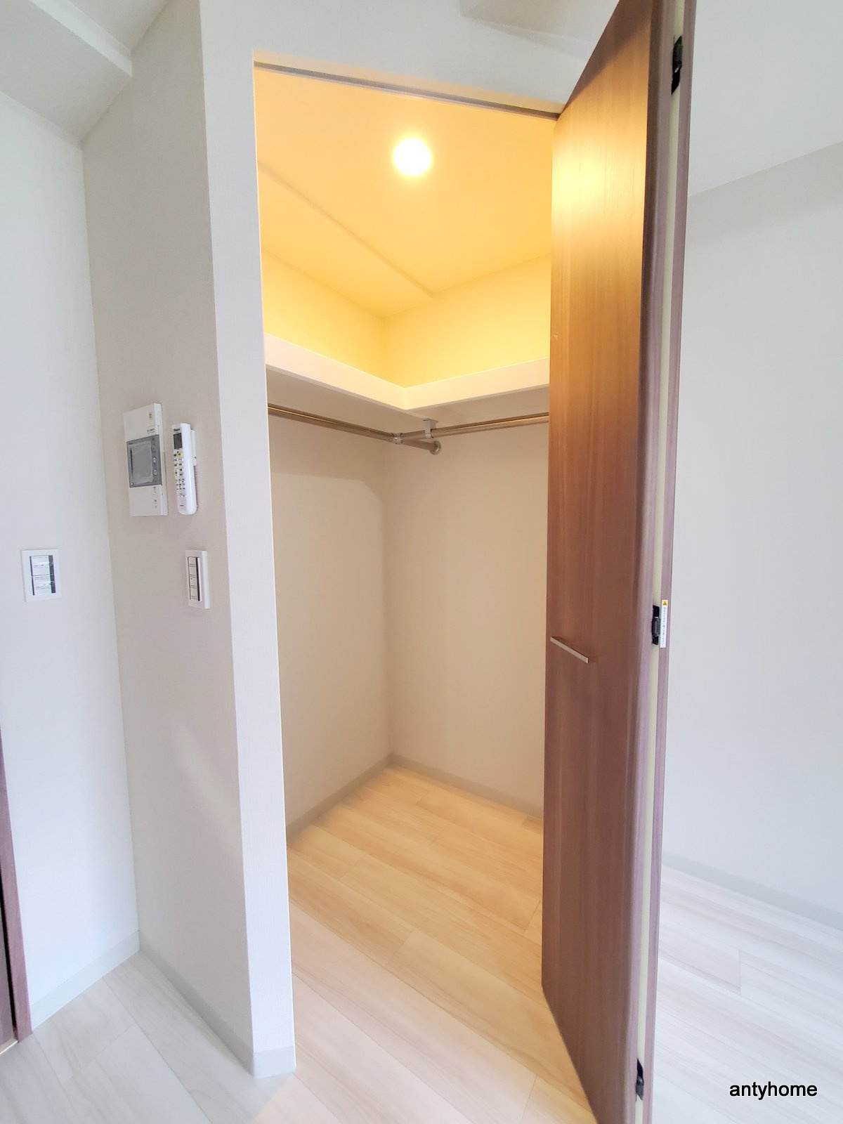 ミラージュパレス難波幸町　仲介手数料無料の収納