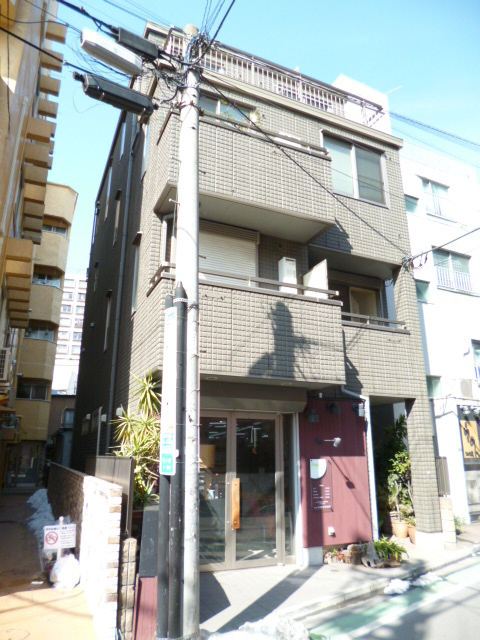 フラット・ミタニの外観|☆コンビニまで２分の好立地☆