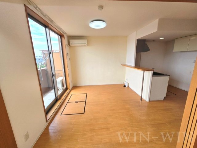 ルネスグランドール Ⅱの居間・リビング