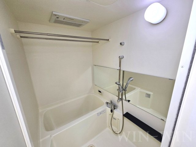 ルネスグランドール Ⅱの浴室