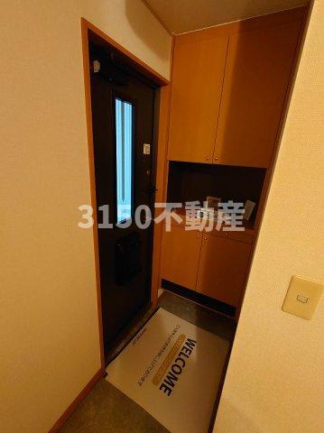 Wisteria(ウィステリア)　Bの玄関