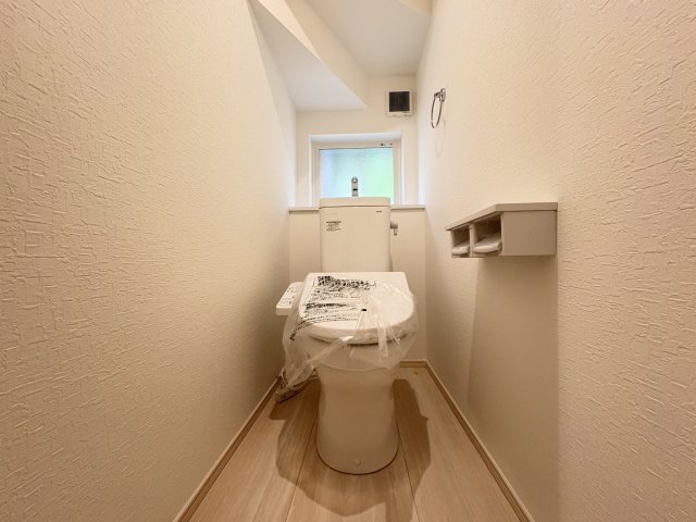 神戸市西区長畑町　新築戸建のトイレ