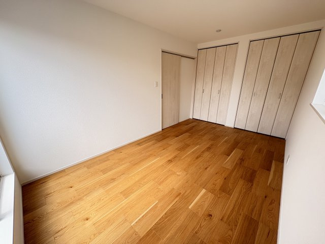 神戸市西区長畑町　新築戸建の洋室