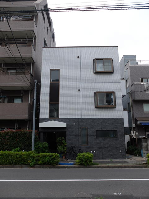 足立区東綾瀬３丁目のマンションの画像