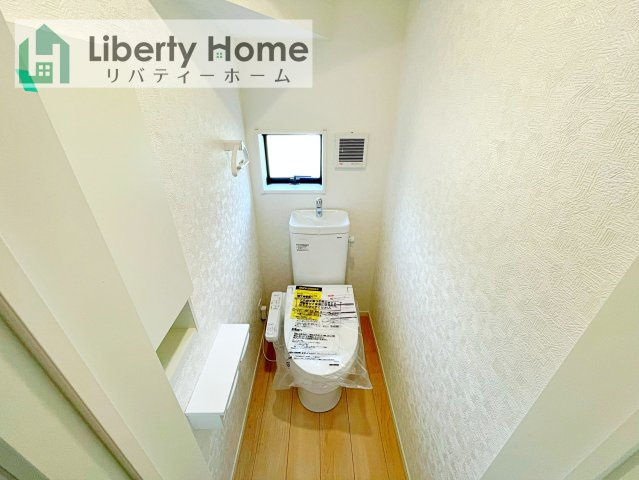 つくば市中別府第1　新築戸建のトイレ