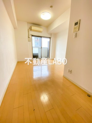 アドバンス大阪ベイストリートの居間・リビング