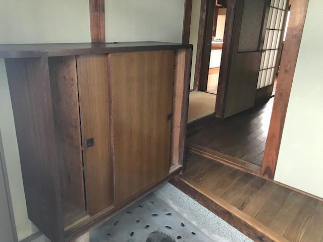 庄内町1丁目　中古戸建の玄関