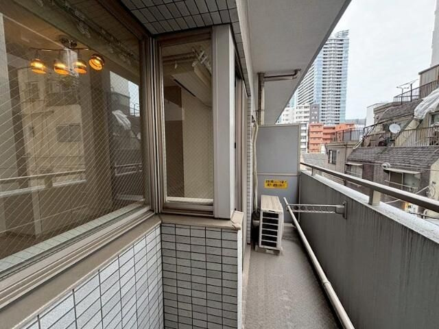 カルムインフォアームズ東京コアのバルコニー