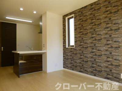 シャーメゾン善通寺町 B棟の居間・リビング