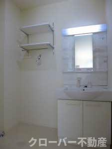 シャーメゾン善通寺町 B棟の洗面所