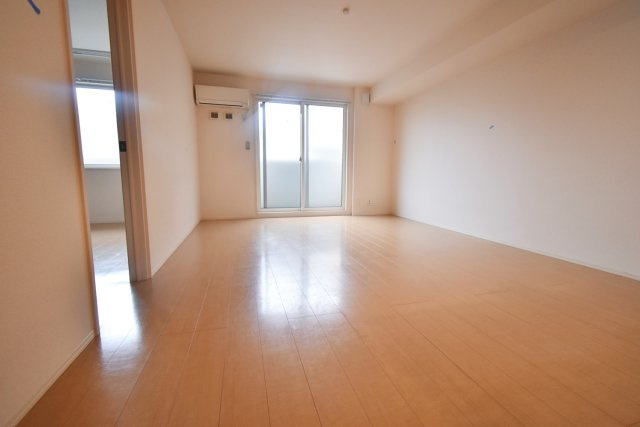 ラナコートの居間・リビング