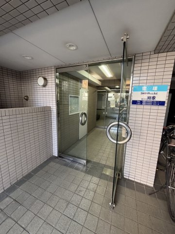 マイステージ荻窪のエントランス