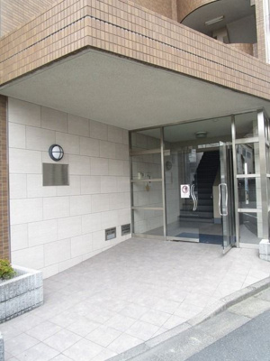 【エントランス】 | メゾン果林(メゾンカリン)