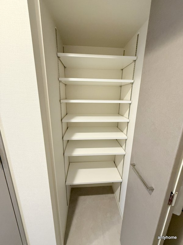 プレサンス天王寺デルニエ　仲介手数料無料の収納