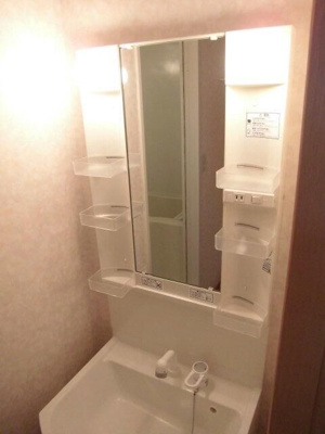 【独立洗面台】 | メゾン・ド・アンジュⅠ