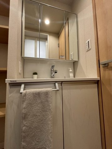 【独立洗面台】豊玉南住宅 