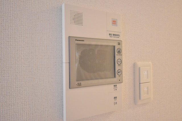 セレニテ難波プリエ　仲介手数料無料のセキュリティ