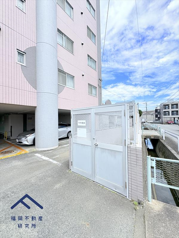 ラフォーレ箱崎の駐車場