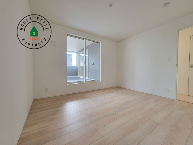 菊池市西寺第2-4棟（1号棟）の洋室|各部屋収納を備えており過ごしやすいお家です！