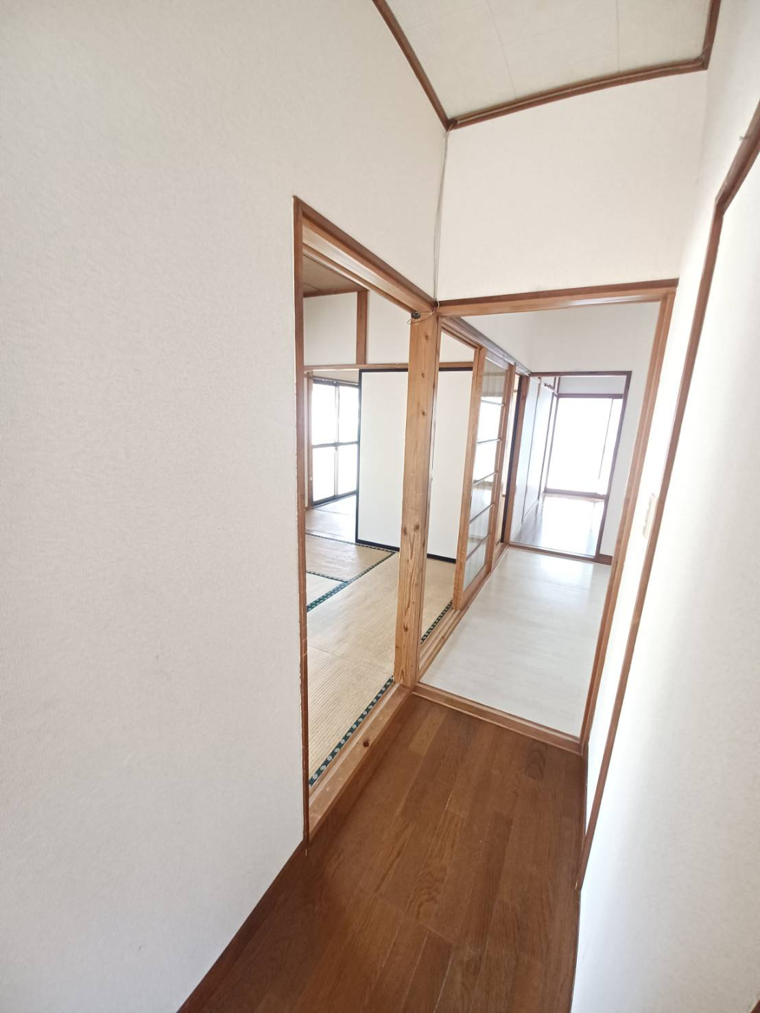 みどり宅建寺前貸家の内装