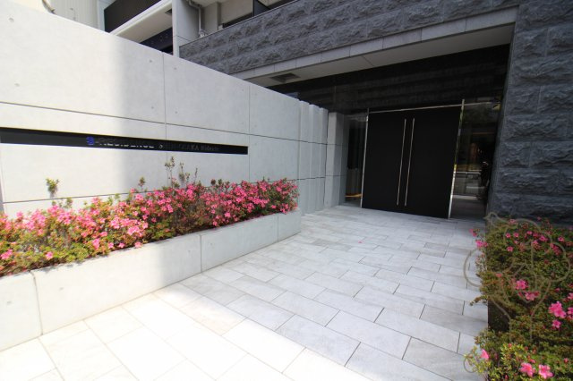 S-RESIDENCE新大阪Ridenteのエントランス