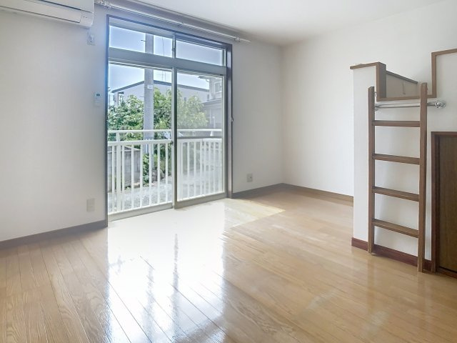 シティハイツよこやまの居間・リビング