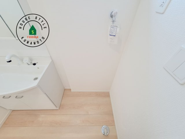 菊池市西寺第2-4棟（2号棟）のランドリースペース|ランドリースペースは広さもたっぷり。