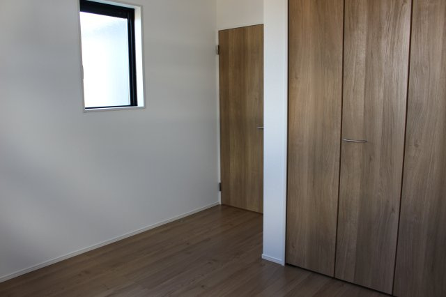 小倉南区湯川新町4丁目4期の洋室