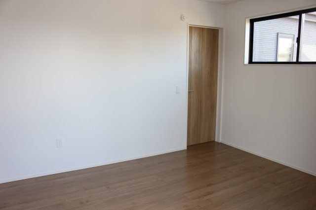 小倉南区湯川新町4丁目4期の洋室