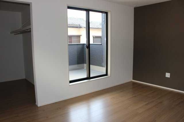 小倉南区湯川新町4丁目4期の洋室