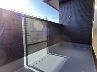 【バルコニー】