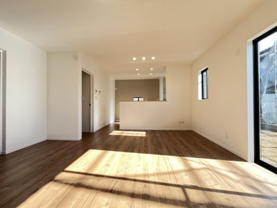 【居間・リビング】