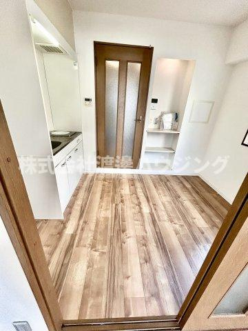 ハイツウエノ2ndの居間・リビング