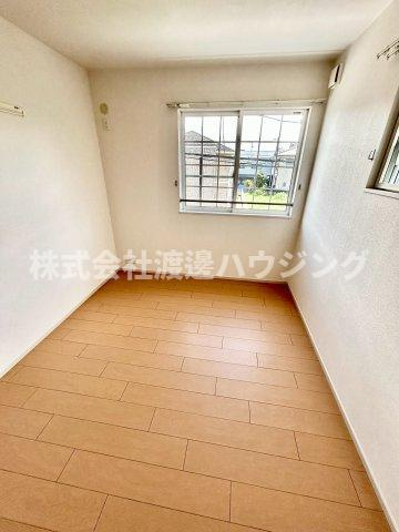 江坂町３丁目戸建賃貸の寝室