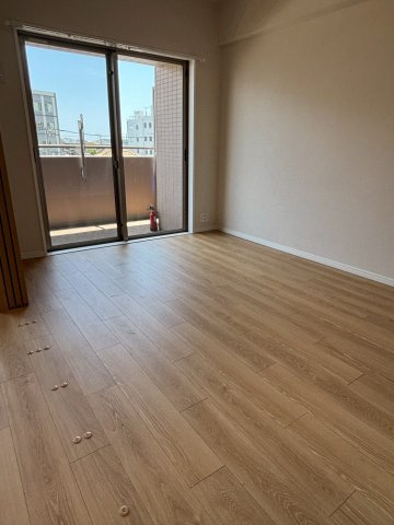 クリオ湘南茅ヶ崎の洋室