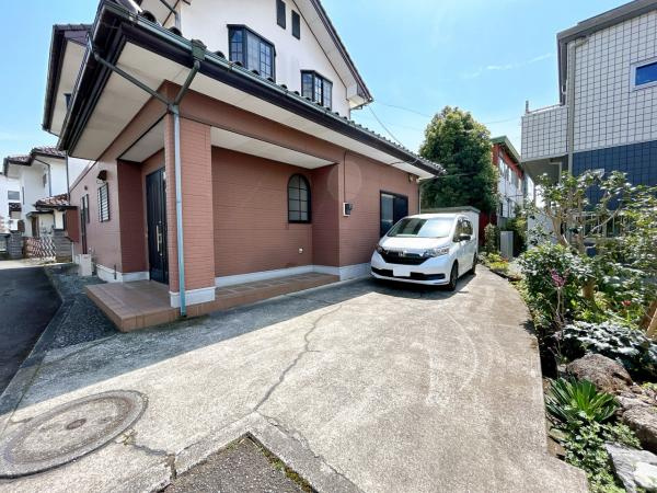 富士宮市浅間町の中古一戸建|【駐車場】