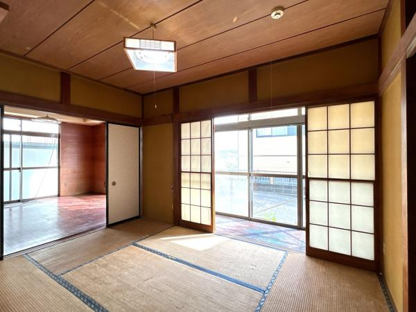 富士宮市大岩の中古一戸建|【現況販売】1階6帖和室