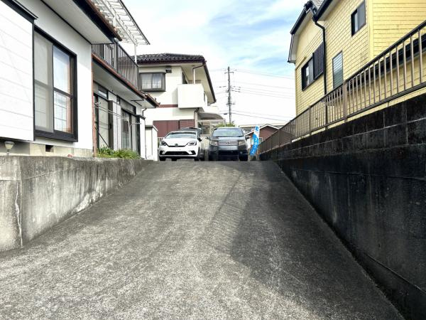 富士宮市大岩の中古一戸建|【現況販売】南西側駐車場