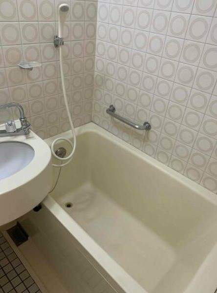 スチューデントハイツ原の浴室