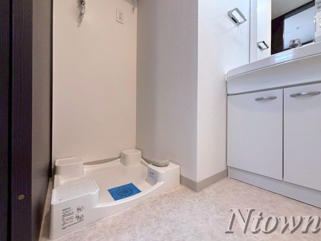 【設備】 | エステムコート名古屋ルノン | 洗濯機置き場です
