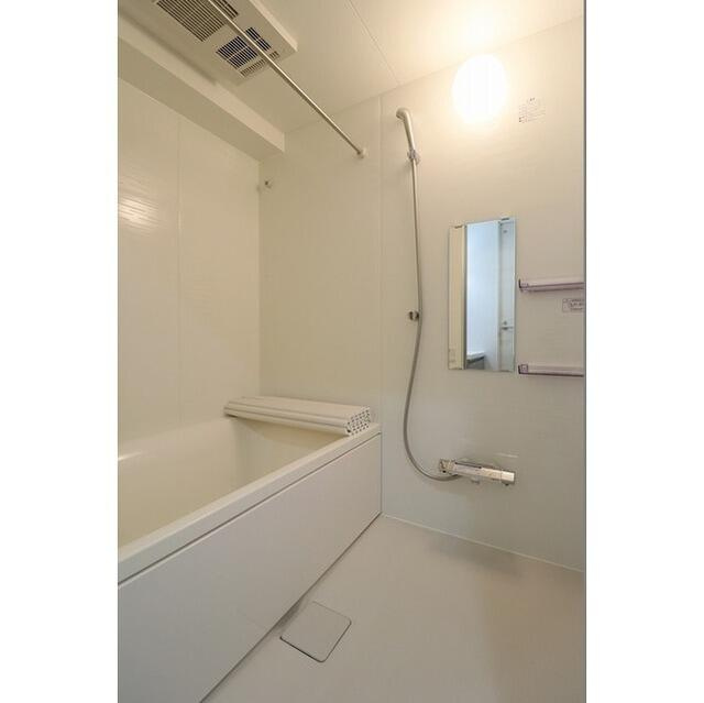 アルファコート瑞江の浴室