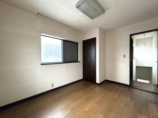 富士市三ツ沢の中古一戸建|【現況販売】2階西側6帖洋室