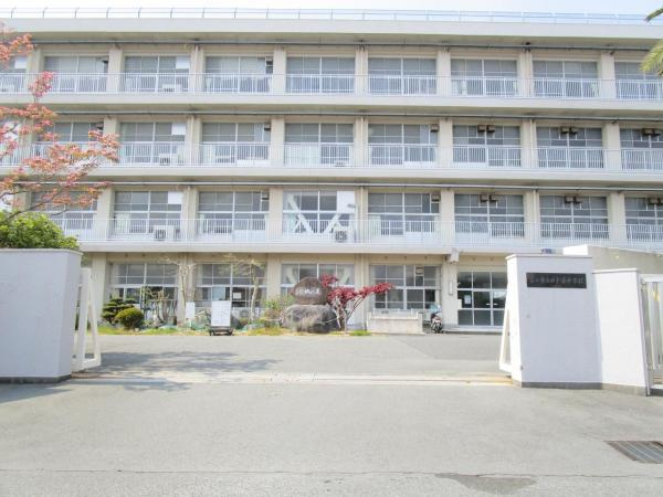 富士市中丸の中古一戸建
