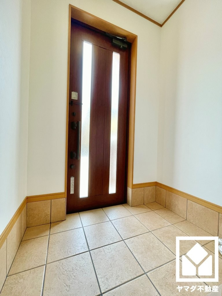 宇治市槇島町大川原の玄関