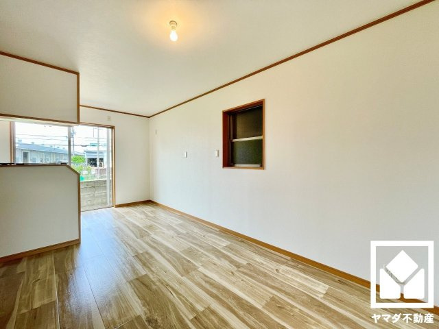 宇治市槇島町大川原の居間・リビング