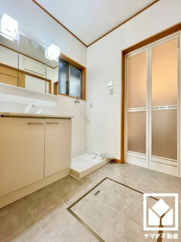 宇治市槇島町大川原の洗面所