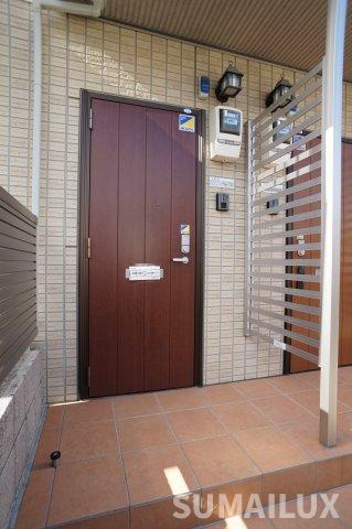 熊本市南区良町３丁目のアパートのロビー